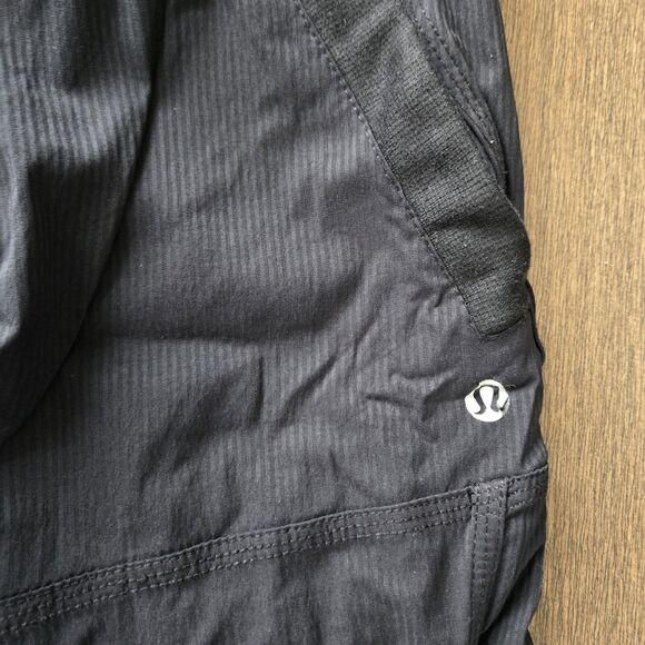 Lululemon Women's Size 6 Black Dance Studio Linerless Bootcut Synch Hem Pants - Picture 5 of 10